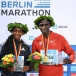 Tigist Assefa y Eliud Kipchoge ganadores de la Maratón de Berlín 2023