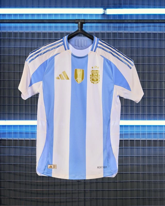 Camiseta de la selección de fútbol de Argentina local 2024 adidas